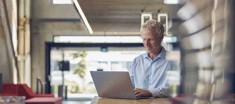 Thumbnail for The effects of blue light and how to minimize it